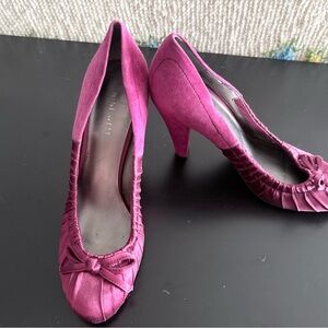 Nine West Fuchsia Suede Bow Heels